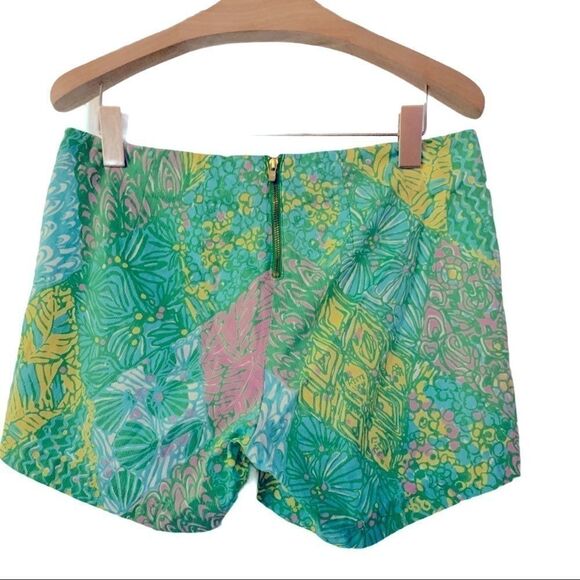 Lilly Pulitzer Deenie Shorts - Picture 2 of 4